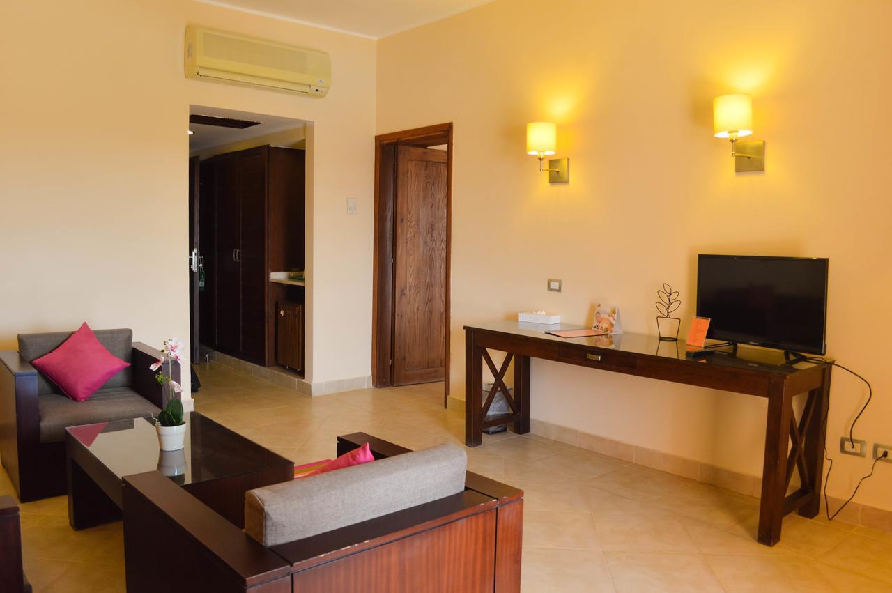 Viva Blue Resort And Diving Sharm El Naga (Adults Only) Hurghada Zewnętrze zdjęcie